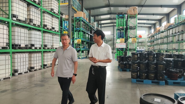 啄木鸟漆业集团 软瓷 内外墙涂料